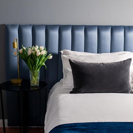 Quatrum Napoli - B&B ภายนอก รูปภาพ