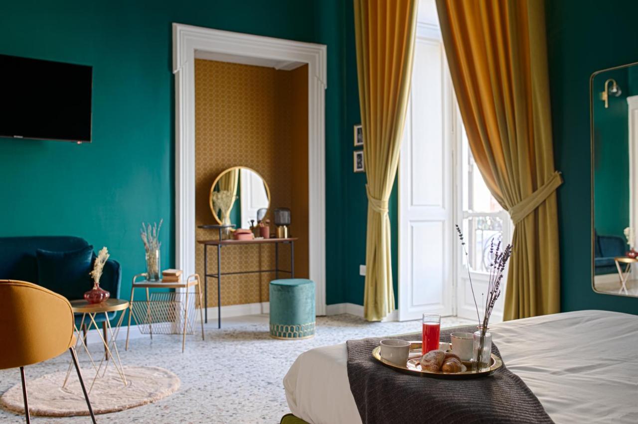 Quatrum Napoli - B&B ภายนอก รูปภาพ