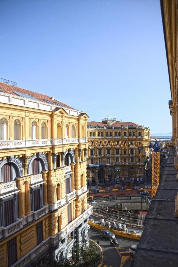 Quatrum Napoli - B&B ภายนอก รูปภาพ