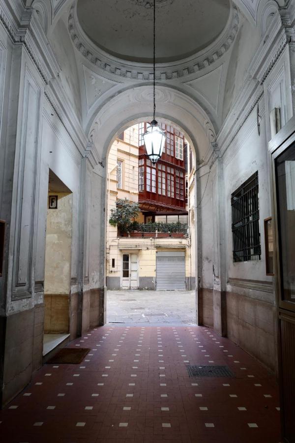 Quatrum Napoli - B&B ภายนอก รูปภาพ