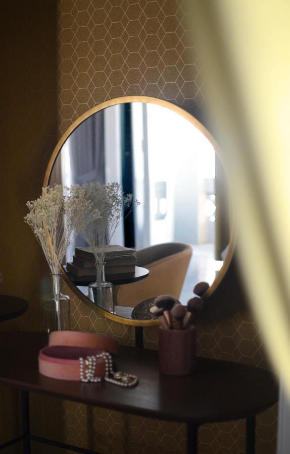 Quatrum Napoli - B&B ภายนอก รูปภาพ
