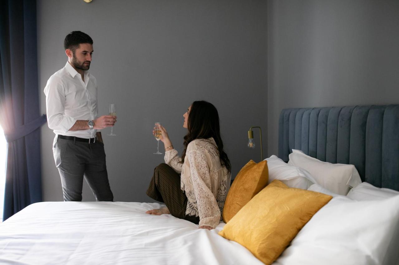 Quatrum Napoli - B&B ภายนอก รูปภาพ