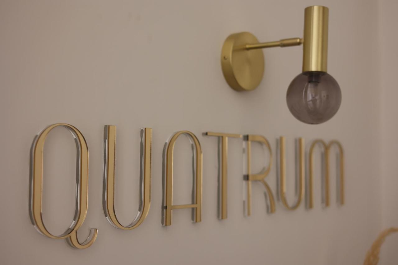 Quatrum Napoli - B&B ภายนอก รูปภาพ